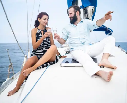 Como Viajar para Reacender o Romance em um Relacionamento